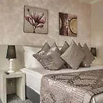 Koza Hotel 4*