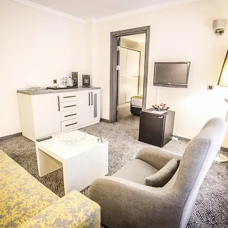 酒店 卡扎套房酒店