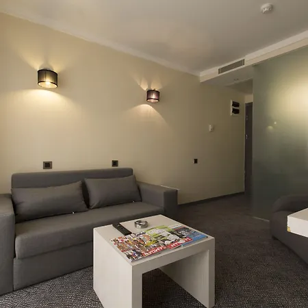 酒店 卡扎套房酒店